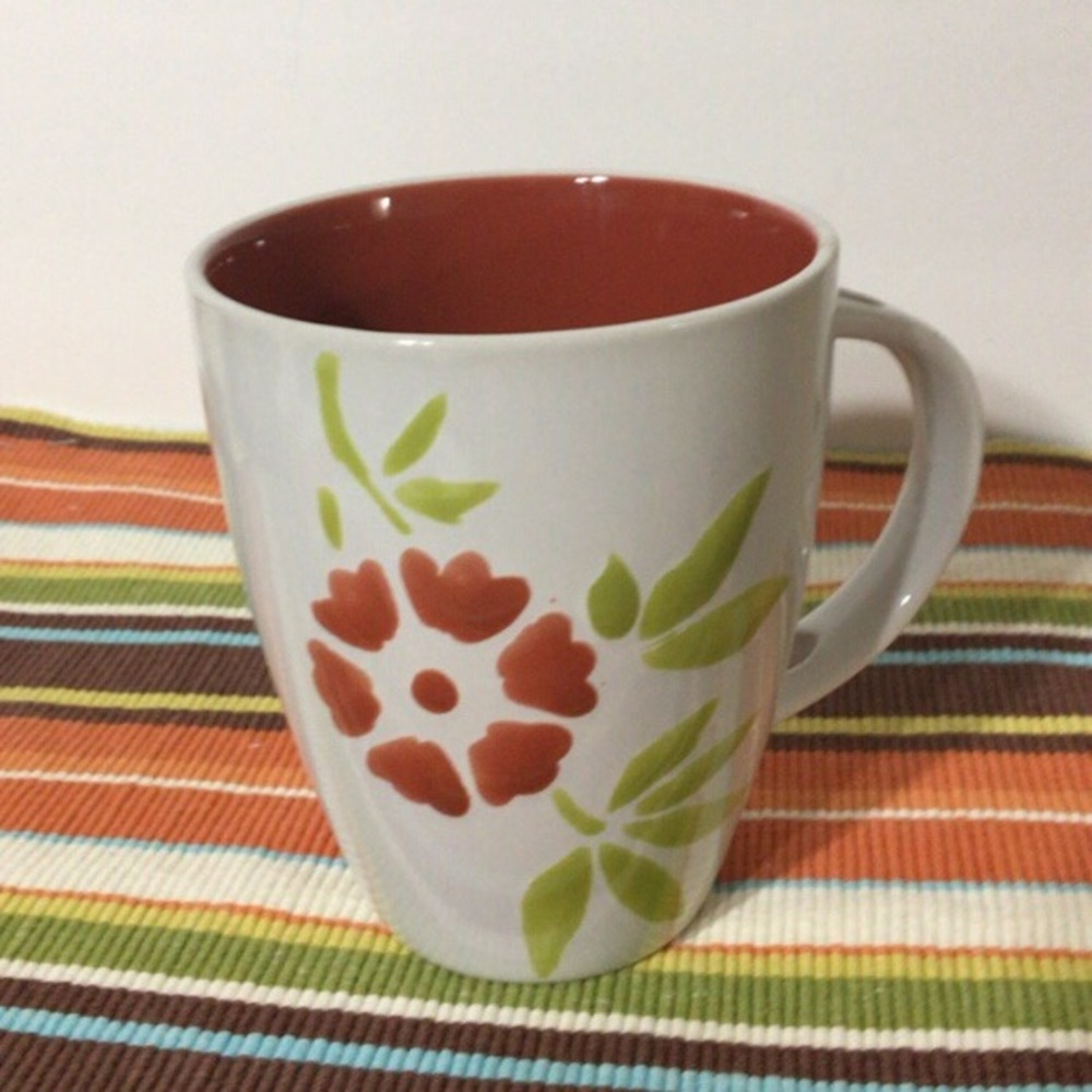 Pier 1 Stoneware 16 Oz Cup Paprika Tone Flowers